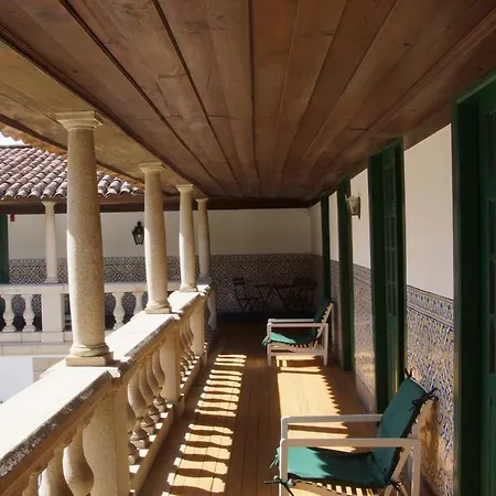 Casa De Piellas Гостевой дом Кабесейраш-ди-Башту