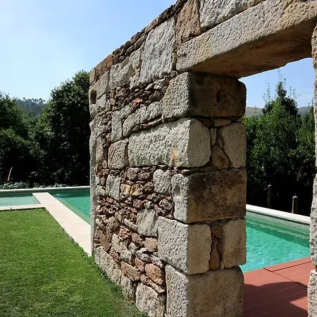 Casa De Piellas Кабесейраш-ди-Башту